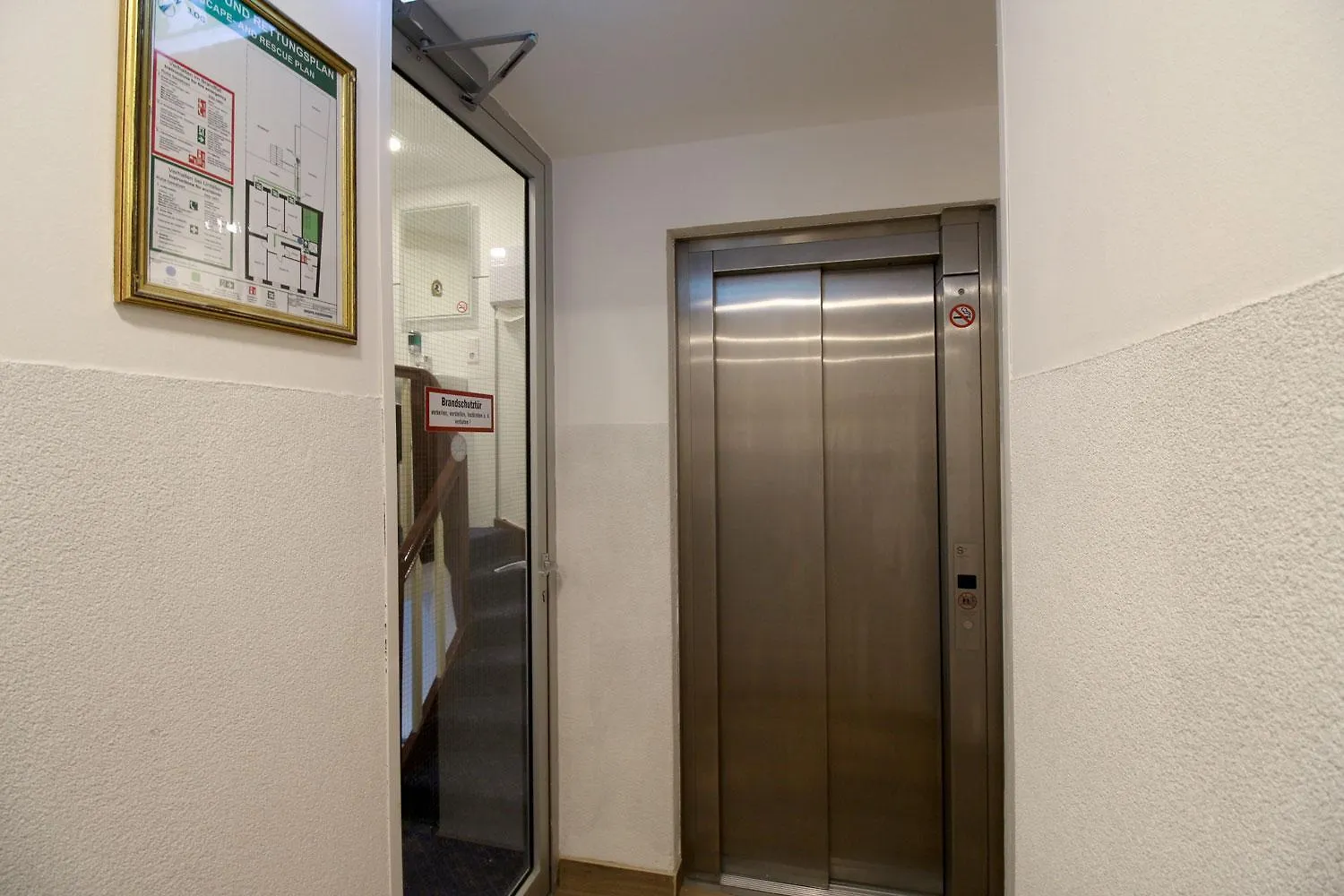 Apartamento Diamonds Loft Hotel Koeln Alemanha